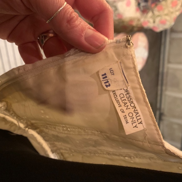 1970's White Peasant Lace Dress - Picture 4 of 7